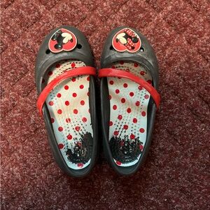 Disney Crocs Mickey & Minnie Mary Jane Crocs, size C10